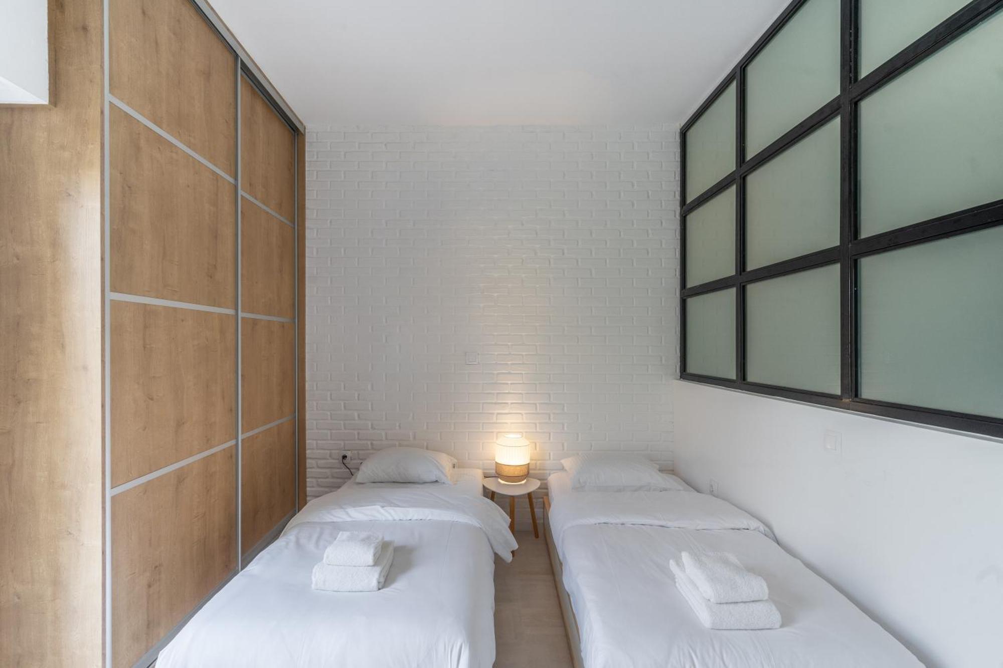 Kolonaki Flat C - Greecing Athens